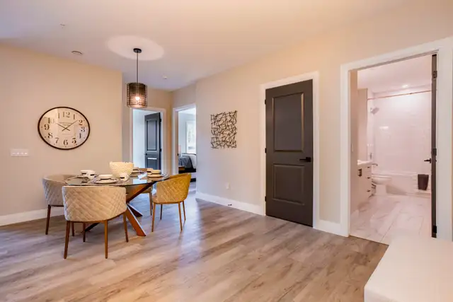 1 and 2 Bed UNITS AVAILABLE FOR 1 MONTH FREE!