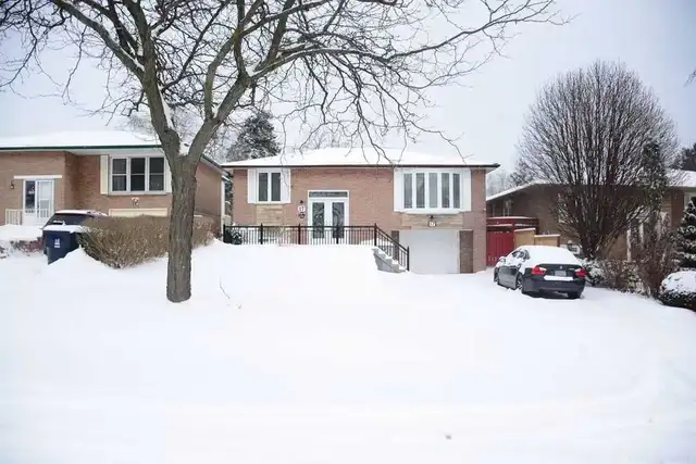 2-Bedroom Walkout Basement Apartment, All-Inclusive & Private