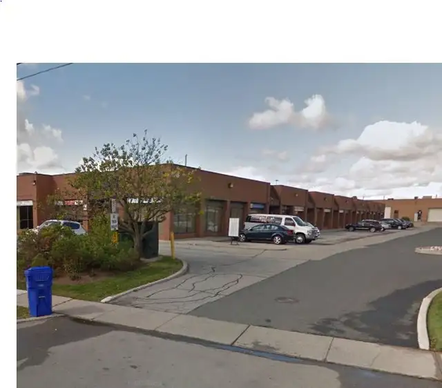 INDUSTRIAL UNIT SPACE FOR LEASE 2345 WYECROFT Rd #7OAKVILLE