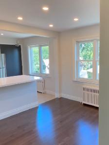 RENOVATED 2- bedroom apartment, 900 SQ FT, RIVERSIDE DR, SWANSEA - Photo 3