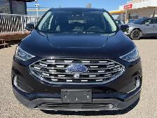 2022 Ford Edge Titanium 2.0L Ecoboost AWD - Photo 3