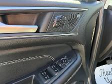 2022 Ford Edge Titanium 2.0L Ecoboost AWD - Photo 16