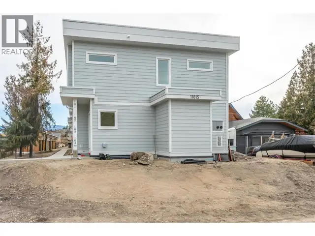 BRAND NEW HALF DUPLEX - SUMMERLAND, BC