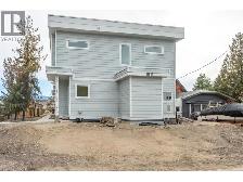 BRAND NEW HALF DUPLEX - SUMMERLAND, BC