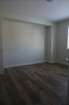 2 BEDROOM DUPLEX SUITE NEAR DOWNTOWN EDMONTON - Photo 8