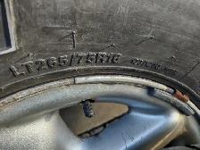 265-75R16x4 Mags Dodge RAM 2001. Bolt Pattern 5x139.7 - Photo 5