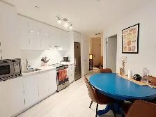 2 bed 1 bath Liberty Village unfurnished unit available Oct 1