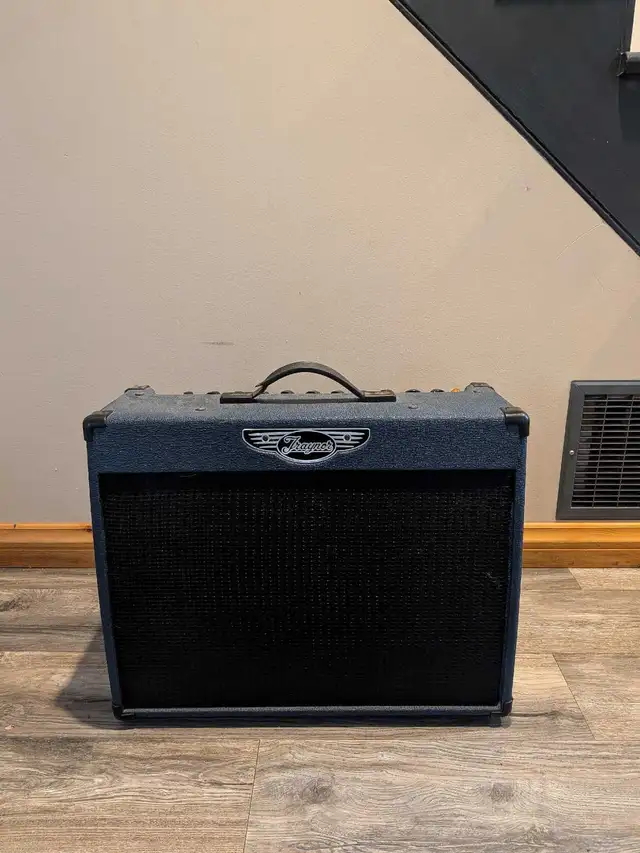 Traynor YCV50 Blue
