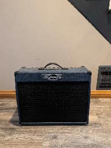Traynor YCV50 Blue