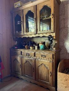 Oak Hutch