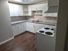 1 Bedroom Lakeview Apartment for Rent in Orillia - Photo 4