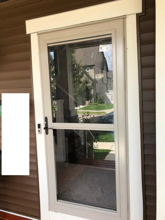SElling STORM screen doors  setting up, installs and fixing.