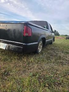 1998 S10 TRADES FOR VAN - Photo 2