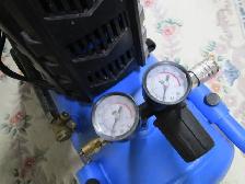 Mastercraft 8G Portable Air Compressor - 135PSI 1.5HP - Photo 5
