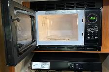 2015 Adventurer Eagle Cap M1165 – Pre-Owned Triple Slide Camper. - Photo 25