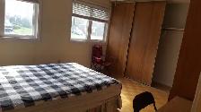 Extra-large private master bedroom, minutes from Yonge - Photo 6
