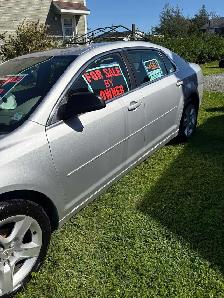 Great car for sale2010 chev malibu  buy owner asking 10,000 - Photo 2