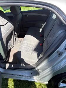 Great car for sale2010 chev malibu  buy owner asking 10,000 - Photo 4