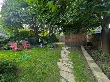 Charming House For Rent - Availalbe November. - Photo 2