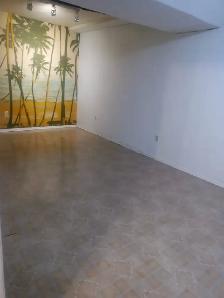 Separate entrance, very clean and near Apartment available