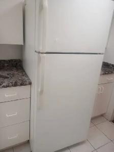 Separate entrance, very clean and near Apartment available - Photo 2