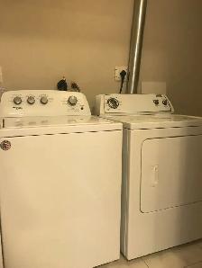 ✨ Beautiful Furnished Room for Rent – Whitby (Brock & Manning) - Photo 10