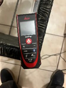 Leica DISTO D2