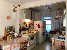 Room for rent in Sunnyside house near downtown, SAIT, ACAD, UofC - Photo 5