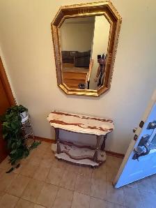 Free delivery used Vintage Marble Console Table with Mirror - Photo 3