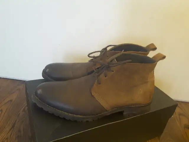 Stylish Men leather boots Size 8.5
