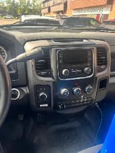 2018 dodge ram 3500 6.4L - Photo 6