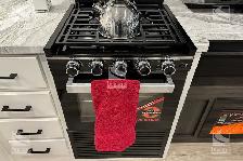2026 VENTURE RV SPORTTREK 271VBH - Photo 14