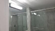 Like New 2-Bedroom Suite with full private laundry - Photo 8