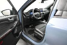 2024 Ford Escape Hybrid ST-LINE LIKE NEW! LOW KMS, One Owner, Ap - Photo 16