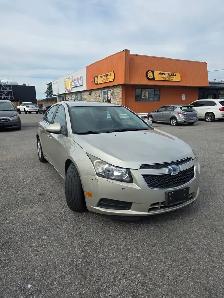 2013 Chevrolet Cruze LT - Photo 2