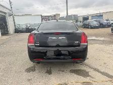 2016 Chrysler 300 300S - Photo 4