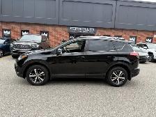 2018 Toyota RAV4 AWD LE, ONE OWNER - Photo 4