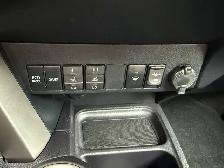 2018 Toyota RAV4 AWD LE, ONE OWNER - Photo 16