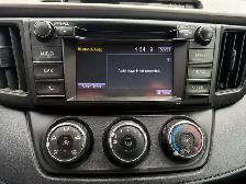 2018 Toyota RAV4 AWD LE, ONE OWNER - Photo 17