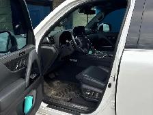2022 Lexus LX LX 600 Auto, LUXURY PACKAGE, NO ACCIDENT - Photo 4