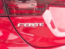2023 Kia Forte EX IVT | Sun-roof! | Back-up cam! | One-owner! | - Photo 22