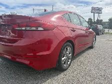 2017 Hyundai Elantra SE - Photo 3