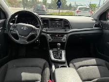 2017 Hyundai Elantra SE - Photo 11