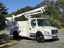 2006 Freightliner M2 106 Altec 37 Foot Bucket Service Truck