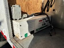 2006 Freightliner M2 106 Altec 37 Foot Bucket Service Truck - Photo 13