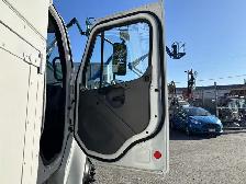2006 Freightliner M2 106 Altec 37 Foot Bucket Service Truck - Photo 62