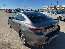 2020 Mazda MAZDA3 GX : No Reported Accidents - Photo 4