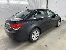 Chevrolet Cruze LS 2012 à vendre - Photo 7