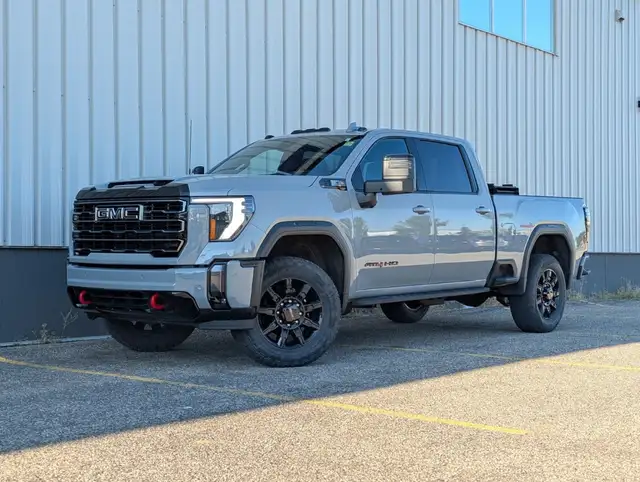 2024 GMC Sierra 2500HD AT4 4WD Crew Cab Standard Box AT4