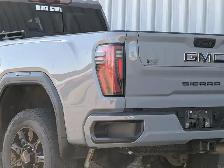 2024 GMC Sierra 2500HD AT4 4WD Crew Cab Standard Box AT4 - Photo 9